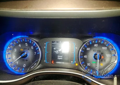 2017 Chrysler Pacifica Touring L z USA, uszkodzony, nr VIN 2C4RC1BG2HR613057